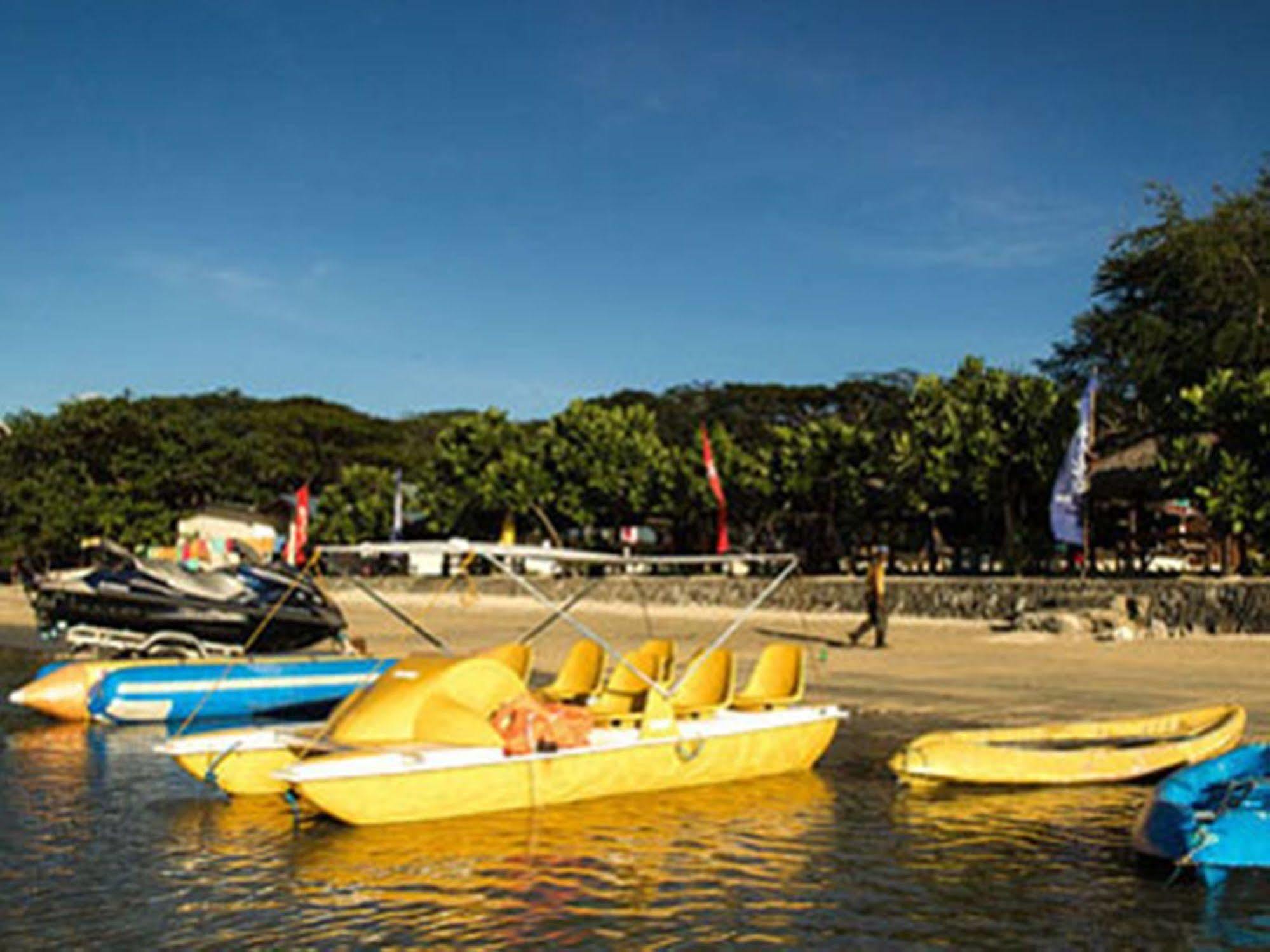 Matabungkay Beach Hotel Lian Exterior photo