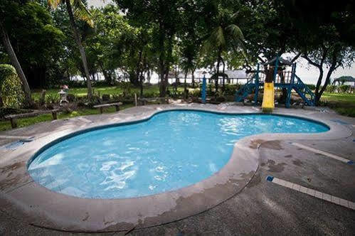 Matabungkay Beach Hotel Lian Exterior photo